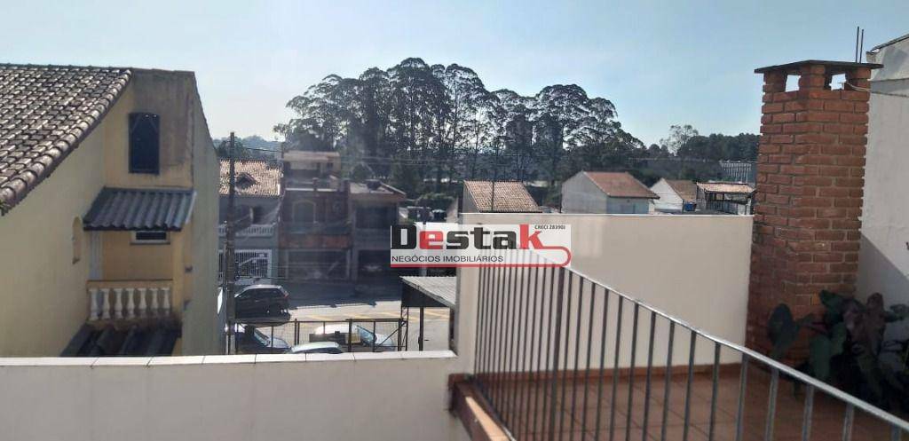 Sobrado à venda com 3 quartos, 228m² - Foto 27