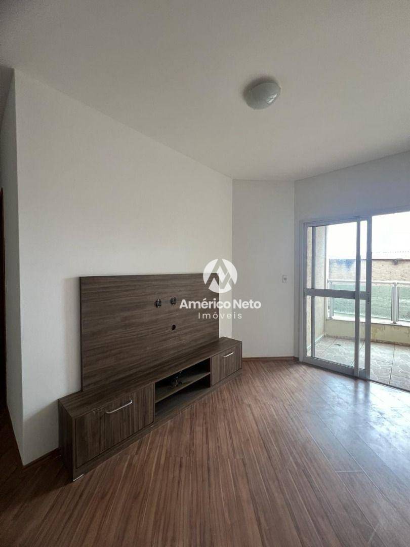 Apartamento à venda com 1 quarto, 55m² - Foto 2