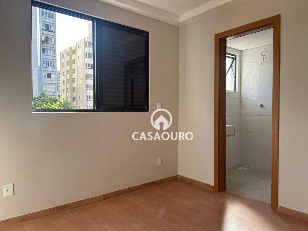 Apartamento à venda com 2 quartos, 64m² - Foto 15