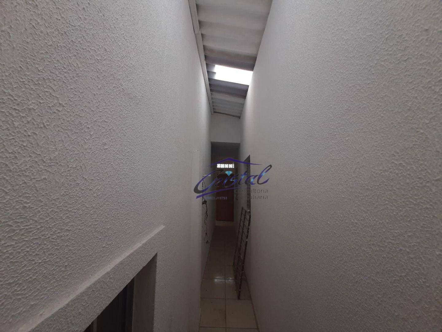 Casa para alugar com 1 quarto, 40m² - Foto 32