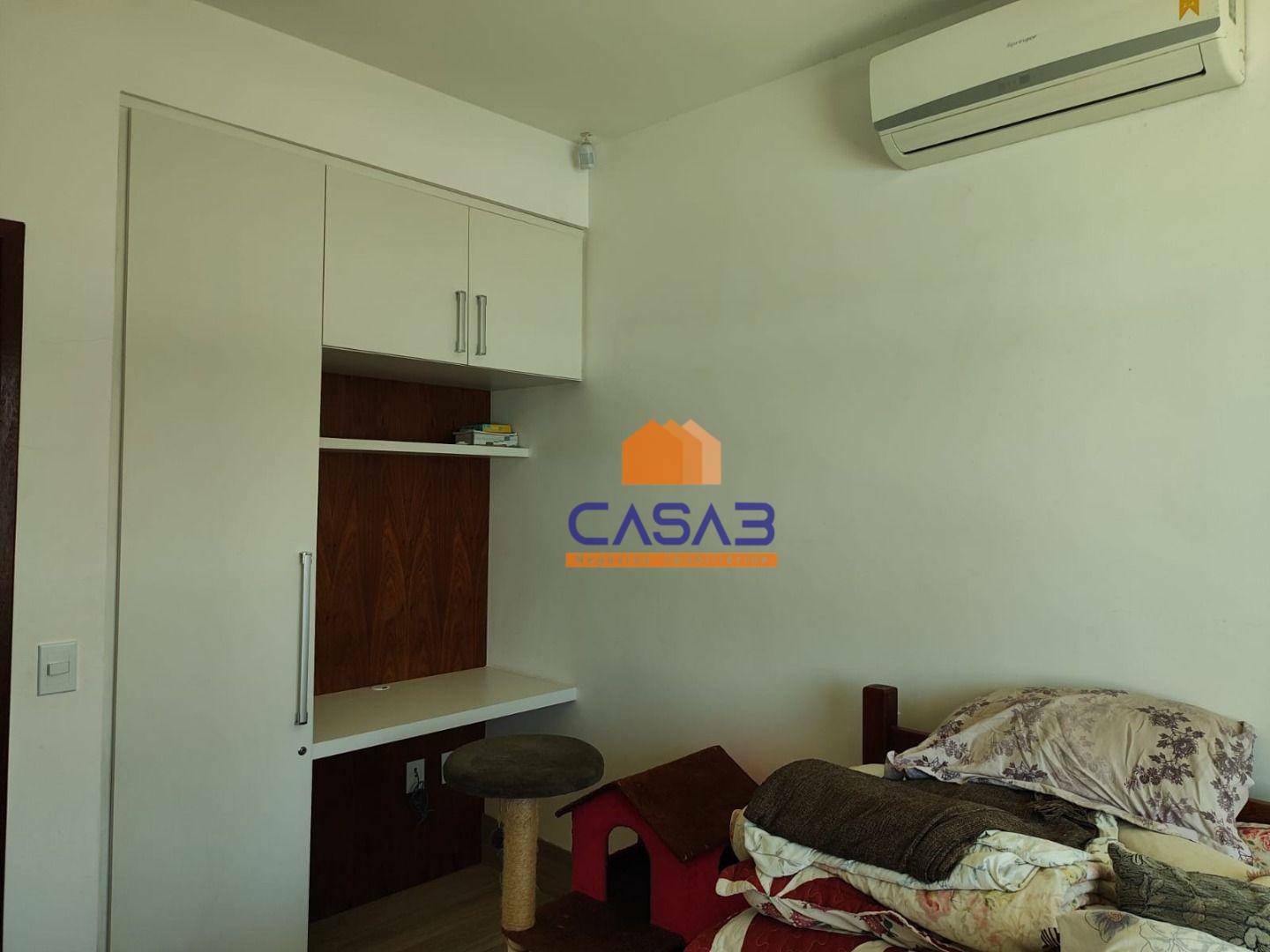 Casa à venda com 4 quartos, 131m² - Foto 31