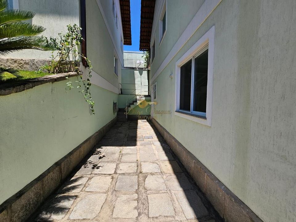 Casa de Condomínio à venda com 4 quartos, 200m² - Foto 30