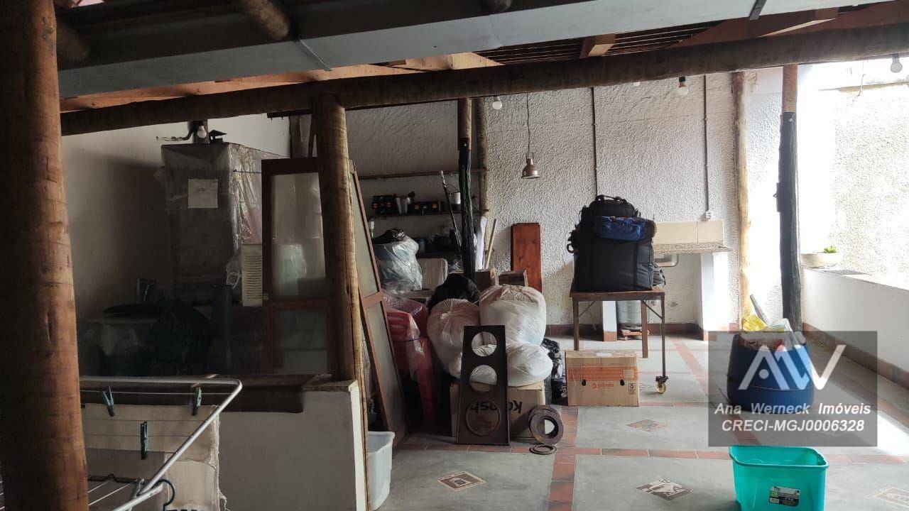 Casa à venda com 5 quartos, 170m² - Foto 28