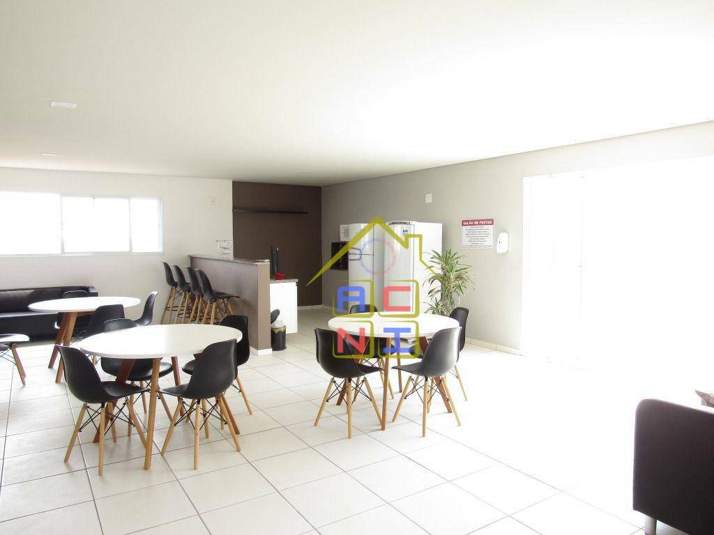 Apartamento à venda com 2 quartos, 56m² - Foto 17