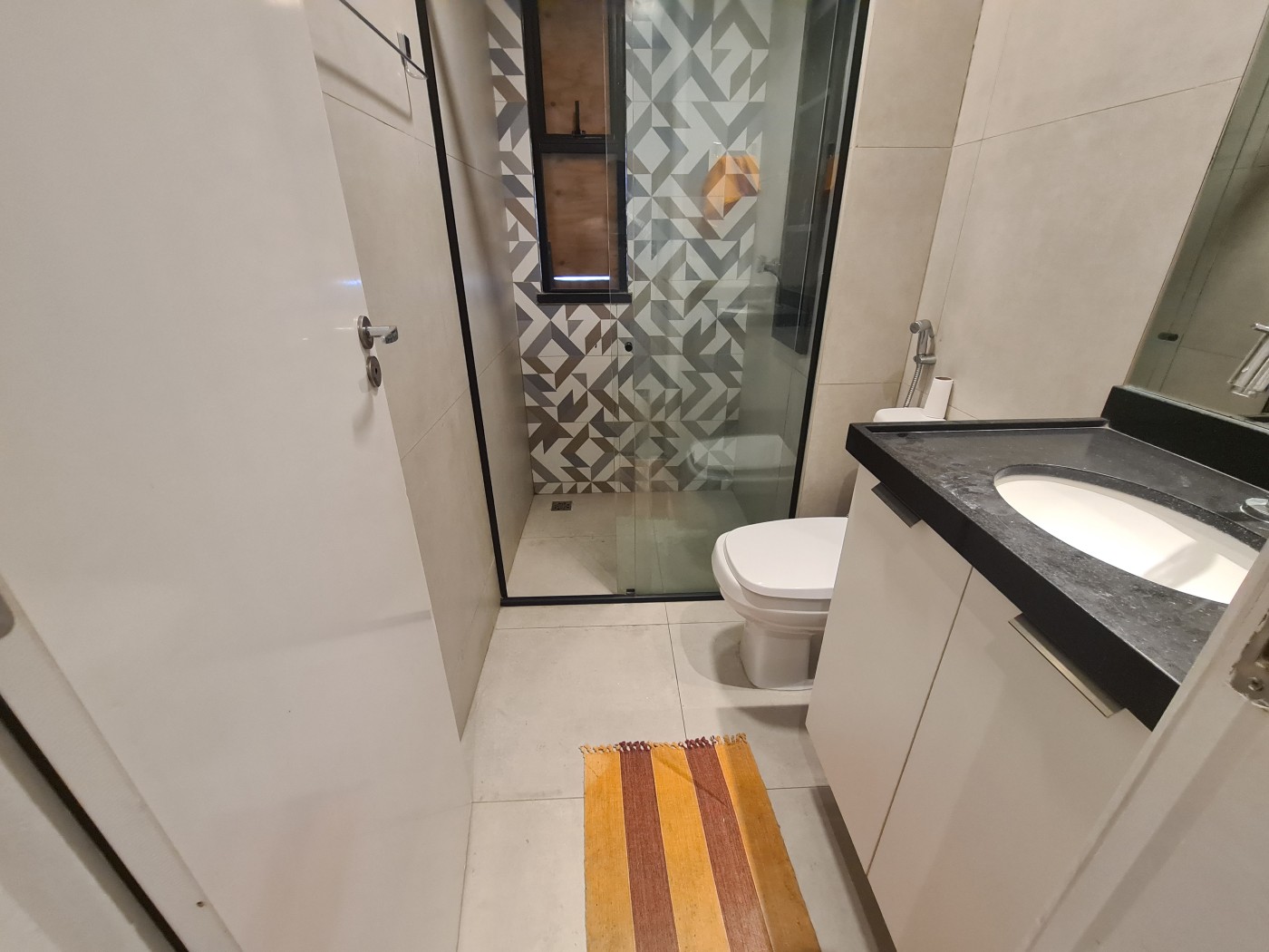 Apartamento à venda com 2 quartos, 70m² - Foto 9