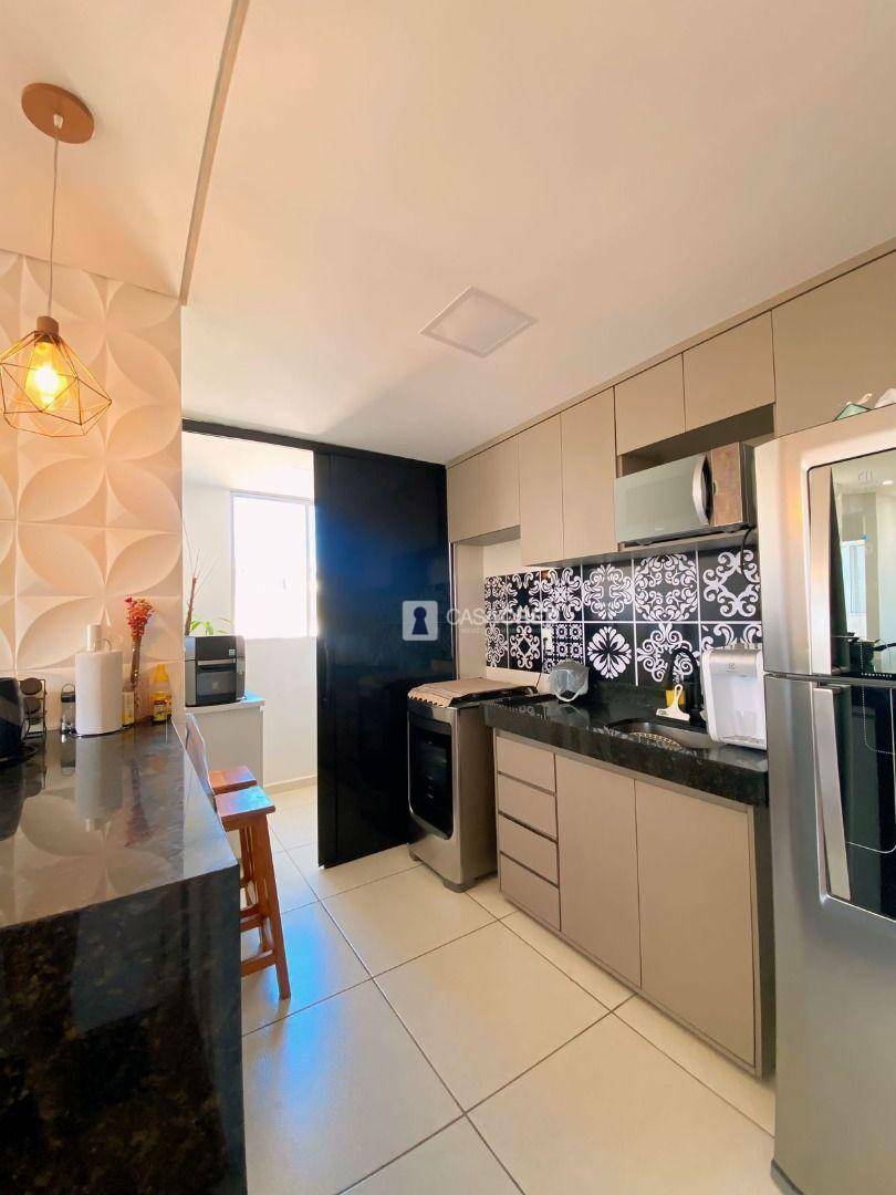 Apartamento à venda com 2 quartos, 52m² - Foto 1