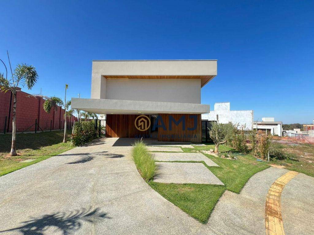 Sobrado à venda com 4 quartos, 314m² - Foto 2