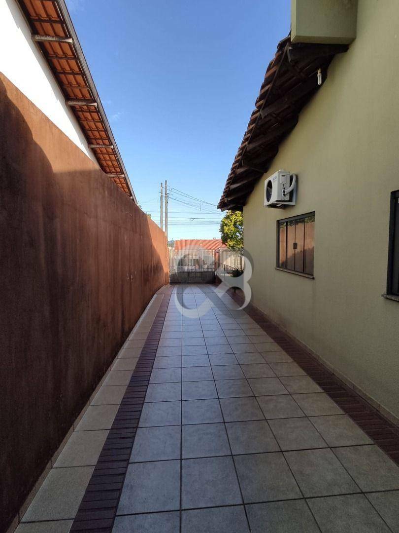 Casa, 3 quartos, 163 m² - Foto 3