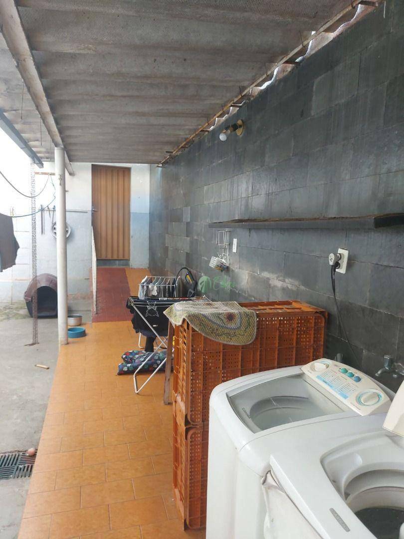 Casa de Condomínio à venda com 3 quartos, 300m² - Foto 20