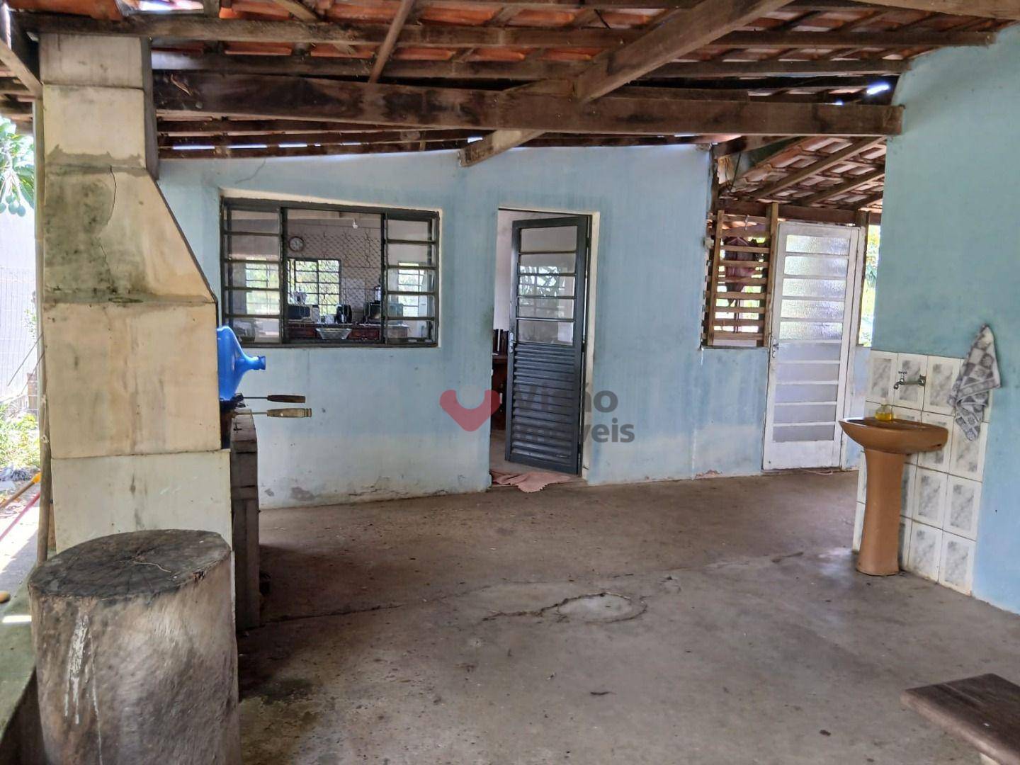 Chácara, 3 quartos, 970 m² - Foto 1