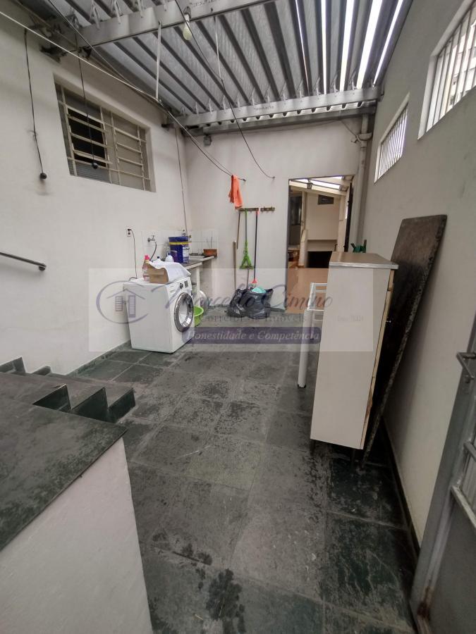 Casa para alugar com 2 quartos, 240m² - Foto 38