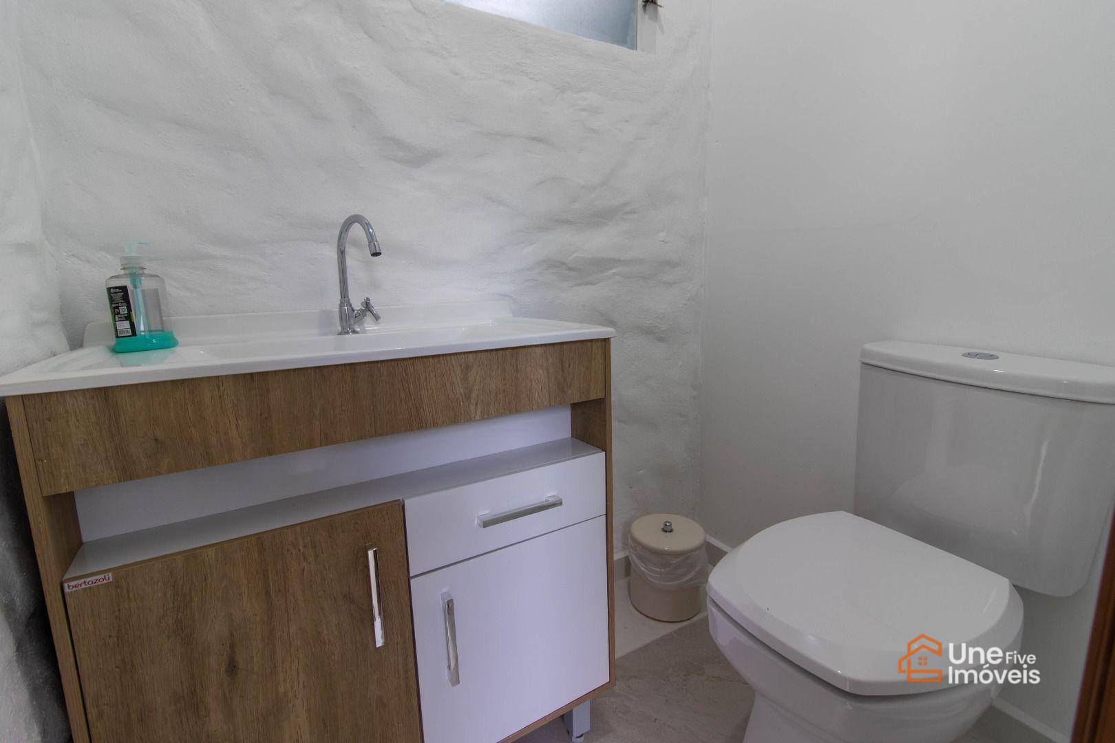 Casa à venda com 2 quartos, 70m² - Foto 15