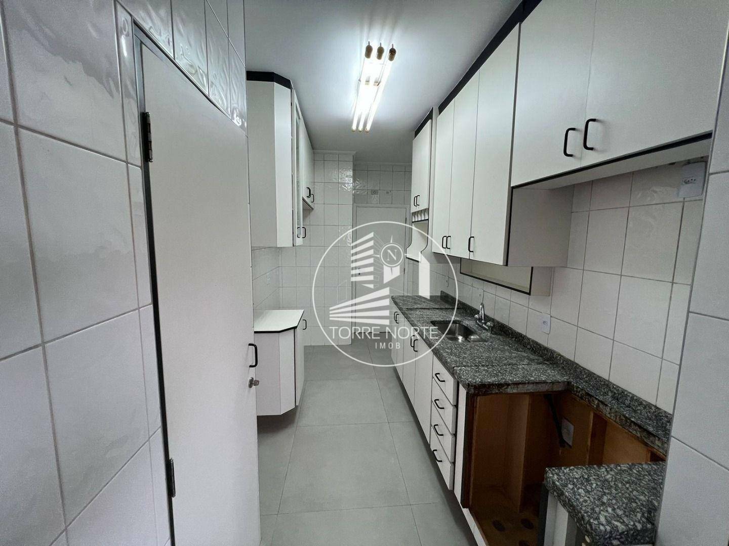 Apartamento à venda com 3 quartos, 95m² - Foto 30