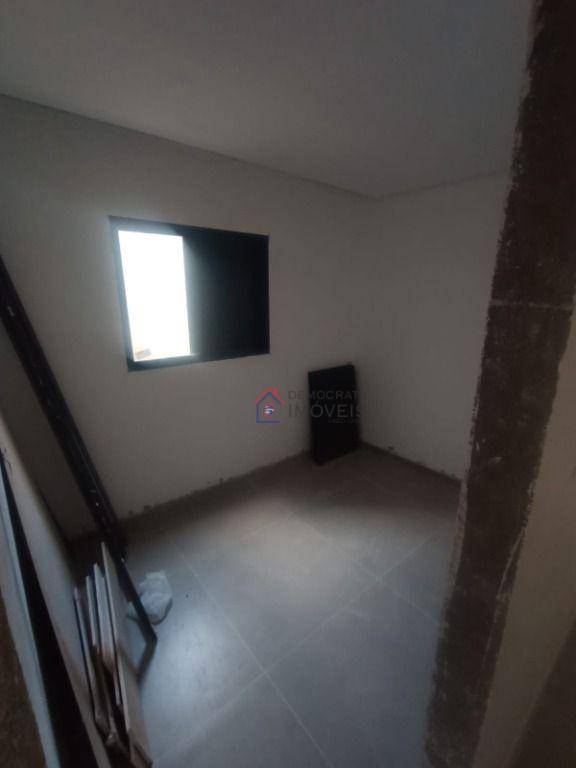 Apartamento à venda com 3 quartos, 72m² - Foto 2