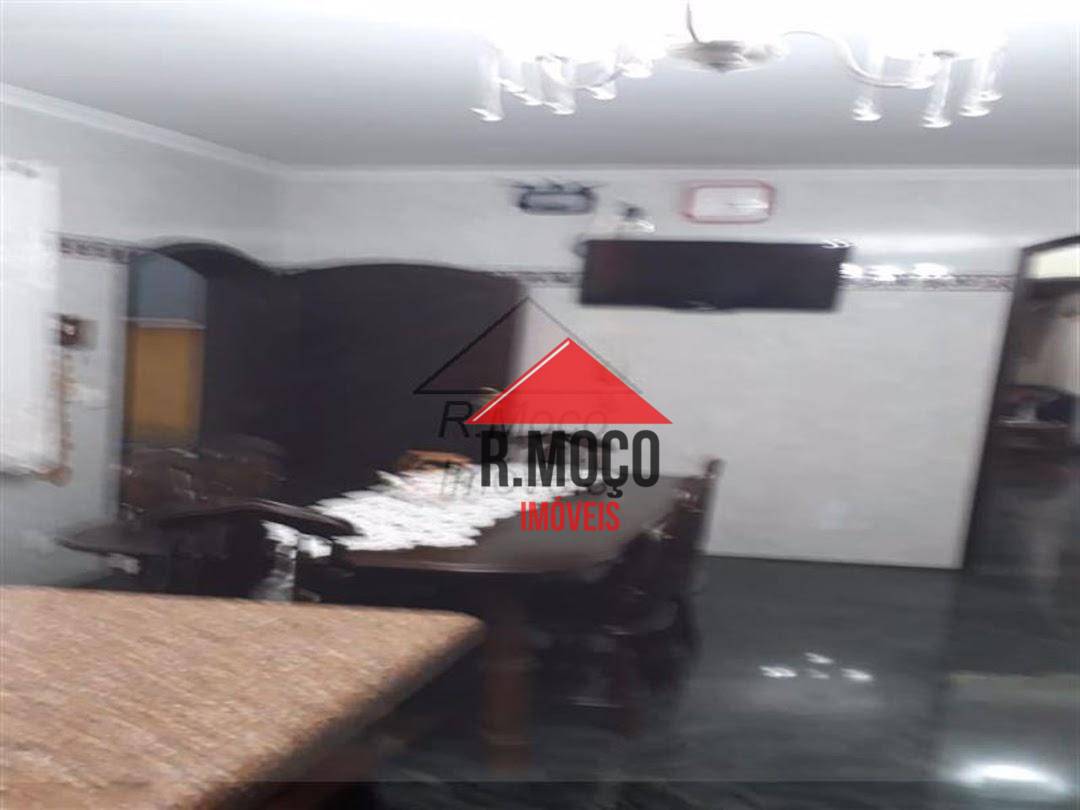 Sobrado à venda com 3 quartos, 250m² - Foto 9