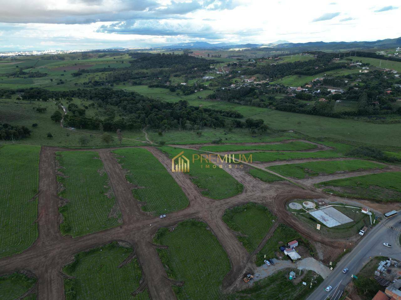 Loteamento e Condomínio, 140 m² - Foto 2