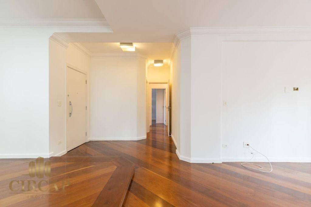 Apartamento à venda com 3 quartos, 147m² - Foto 14