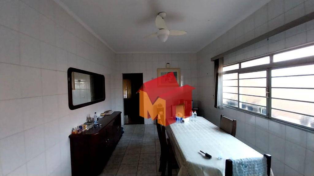 Casa à venda com 3 quartos, 197m² - Foto 75