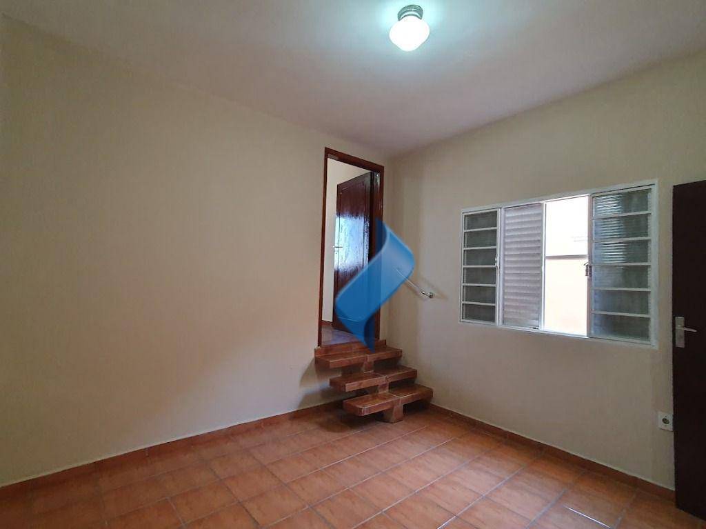 Casa à venda com 2 quartos, 131m² - Foto 11