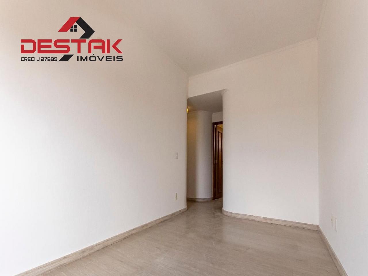 Apartamento para alugar com 3 quartos, 206m² - Foto 12