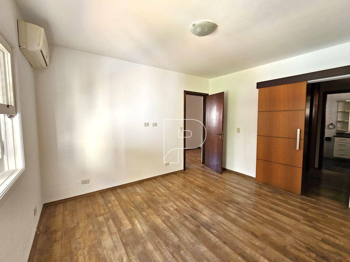 Casa de Condomínio à venda e aluguel com 4 quartos, 244m² - Foto 35