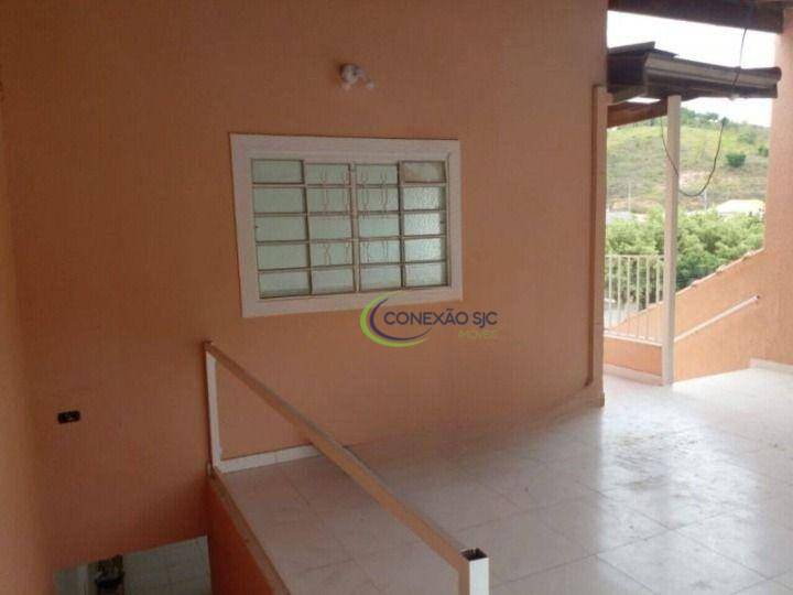 Sobrado à venda com 5 quartos, 200m² - Foto 1