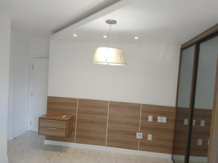 Apartamento para alugar com 3 quartos, 100m² - Foto 13