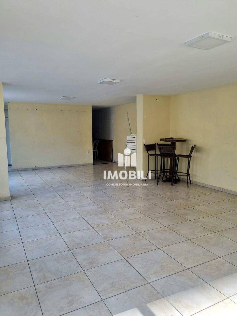 Apartamento à venda com 3 quartos, 110m² - Foto 14