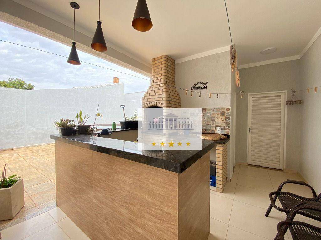 Casa, 2 quartos, 209 m² - Foto 1