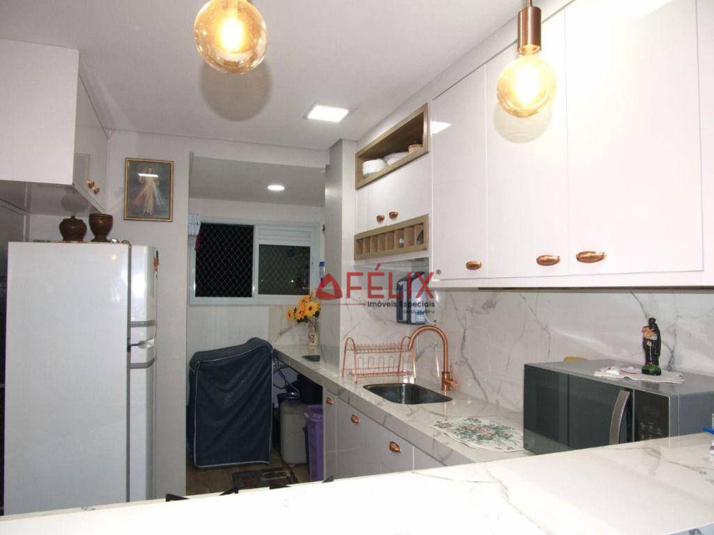 Apartamento à venda com 2 quartos, 65m² - Foto 7