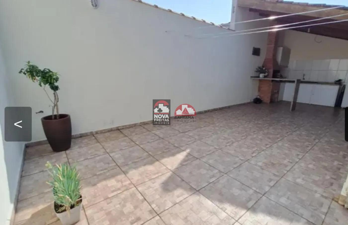 Casa à venda com 2 quartos, 250m² - Foto 9