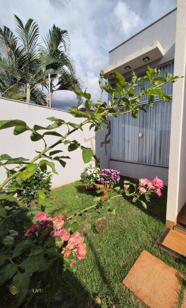 Casa, 3 quartos, 250 m² - Foto 4