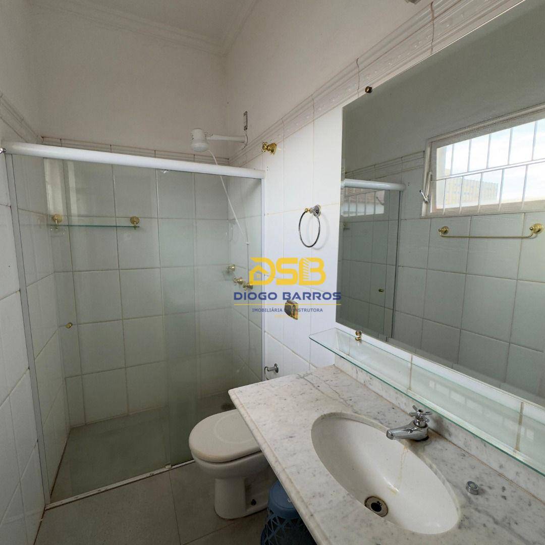 Casa para alugar com 4 quartos, 478m² - Foto 21