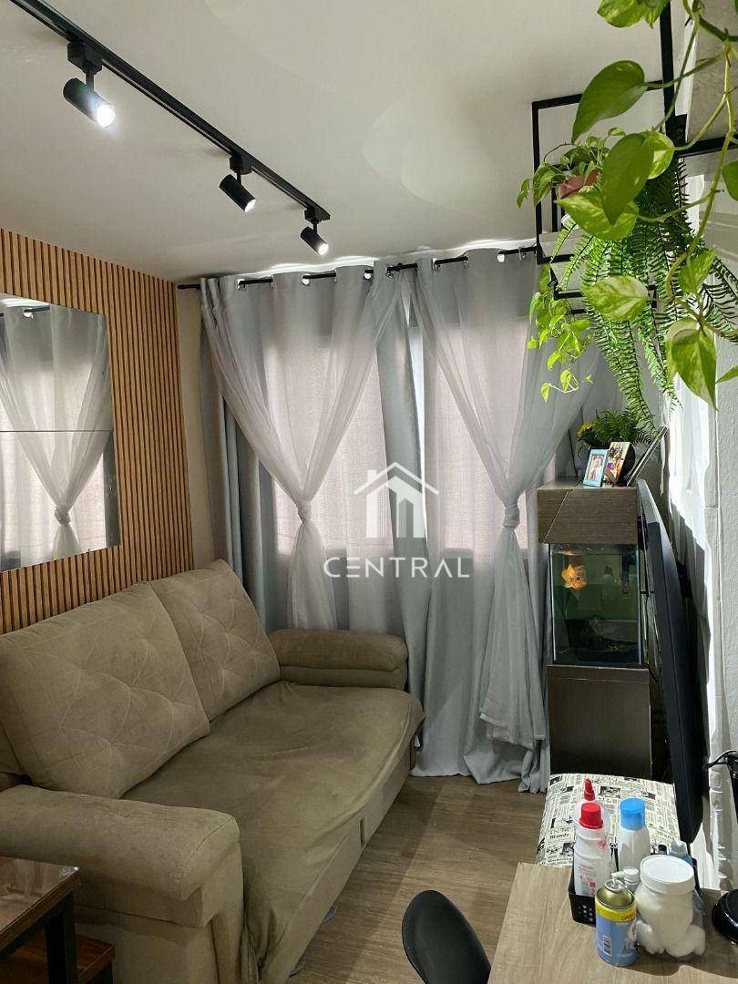 Apartamento à venda com 2 quartos, 44m² - Foto 2