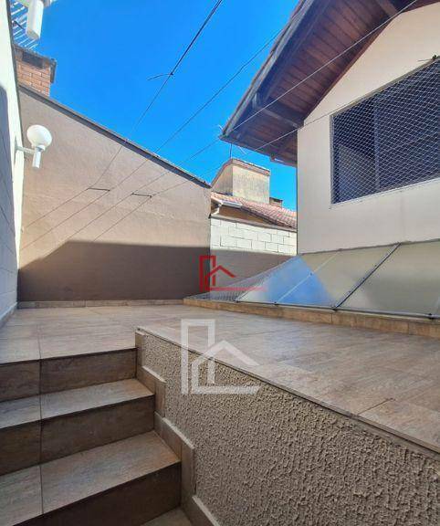 Casa de Condomínio à venda com 3 quartos, 210m² - Foto 17