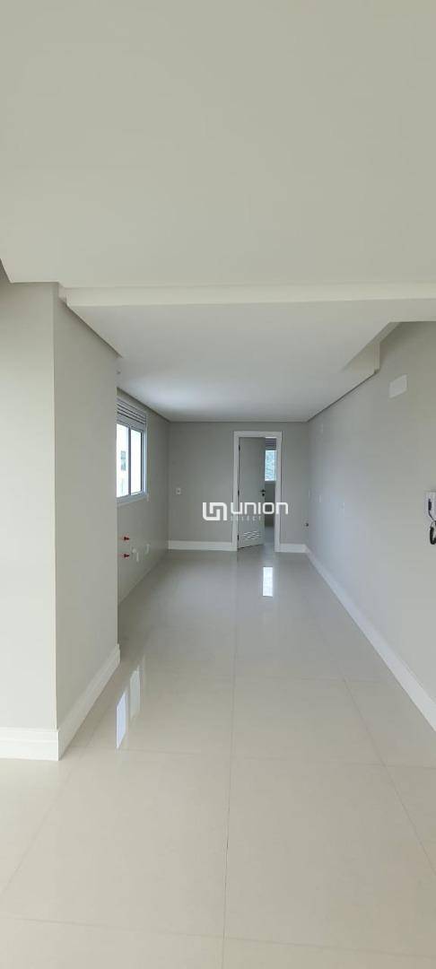 Apartamento à venda com 4 quartos, 131m² - Foto 4