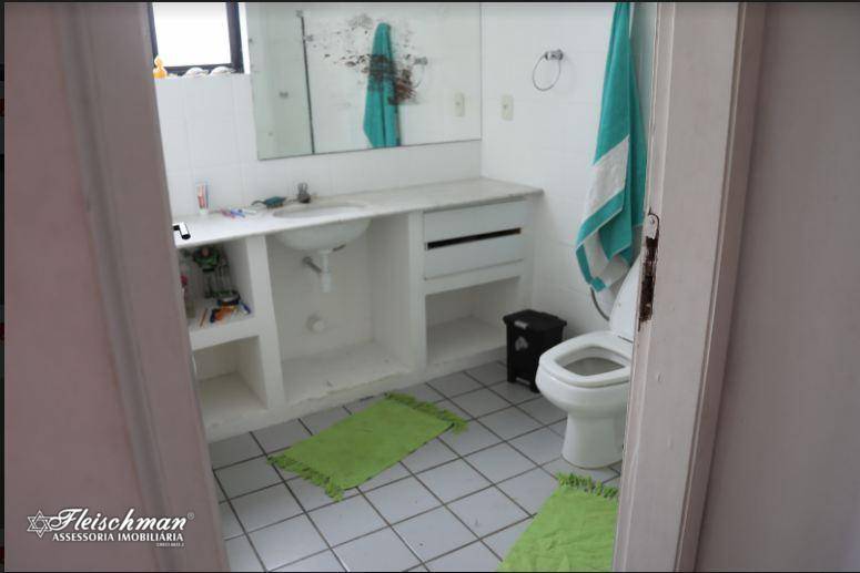 Apartamento à venda com 4 quartos, 190m² - Foto 16