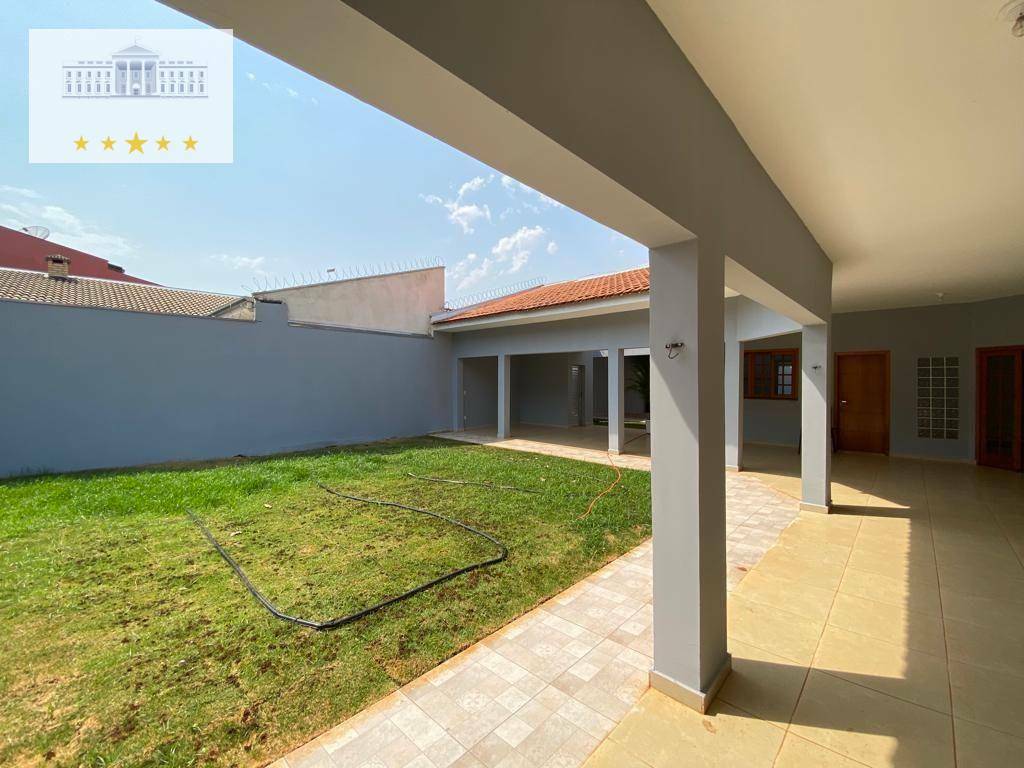 Casa à venda com 4 quartos, 408m² - Foto 2