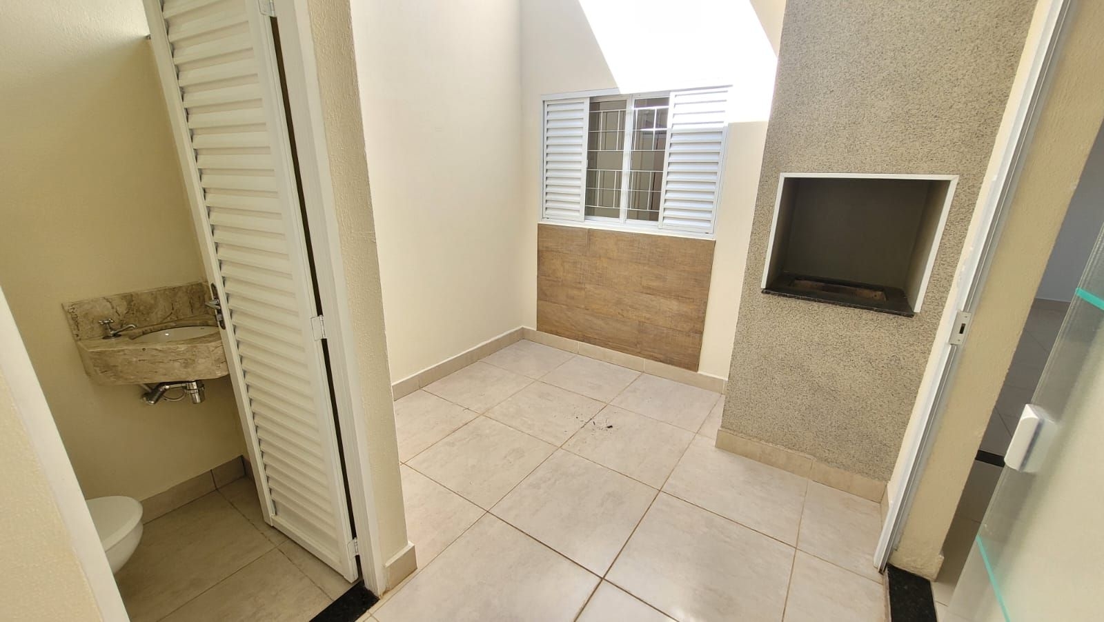 Casa à venda com 3 quartos, 140m² - Foto 8