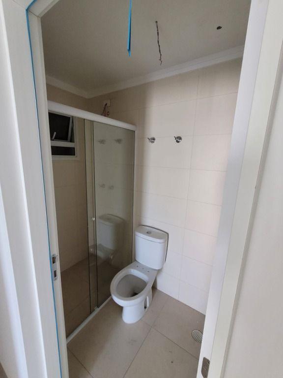 Apartamento para alugar com 2 quartos, 91m² - Foto 11