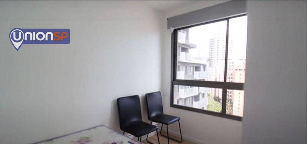 Apartamento à venda com 1 quarto, 27m² - Foto 2