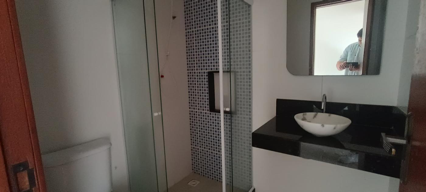 Apartamento para alugar com 2 quartos, 90m² - Foto 8