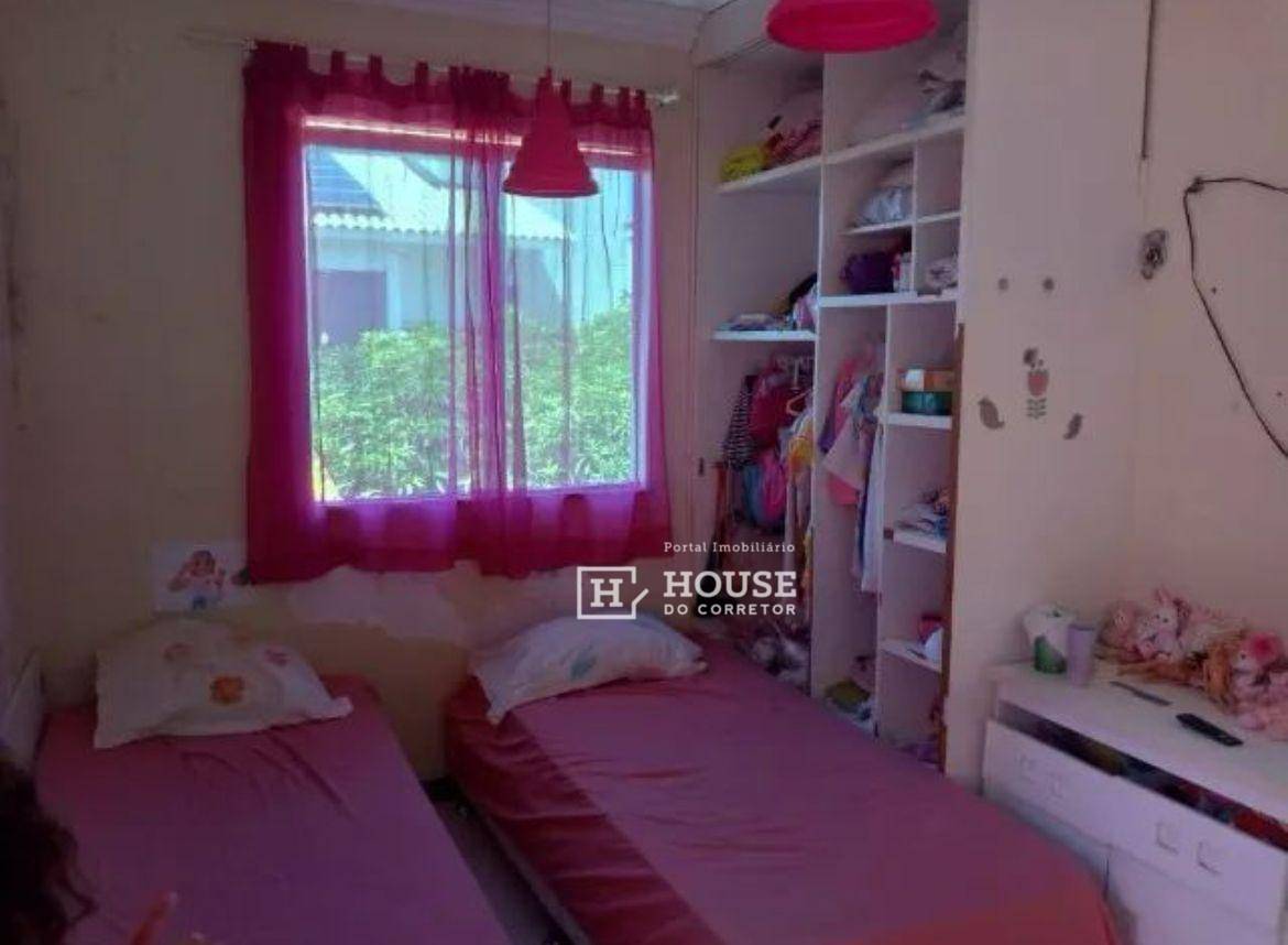 Casa de Condomínio à venda com 3 quartos, 360m² - Foto 3