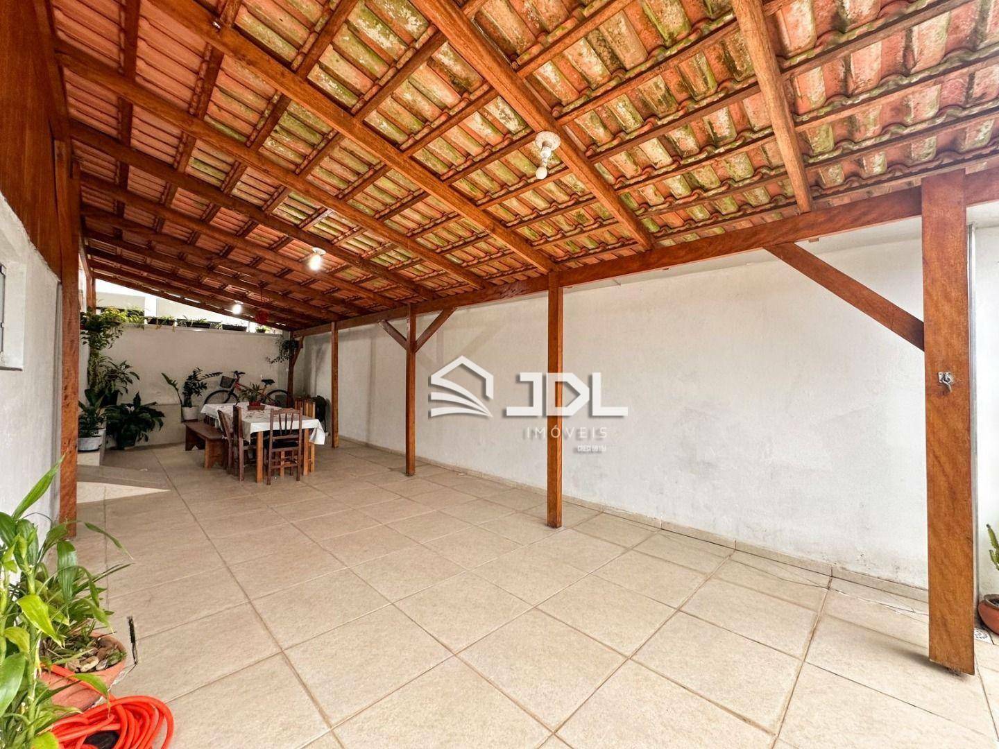 Casa à venda com 2 quartos, 120m² - Foto 10