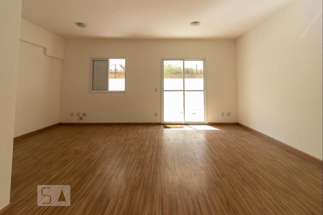 Apartamento à venda com 3 quartos, 135m² - Foto 1