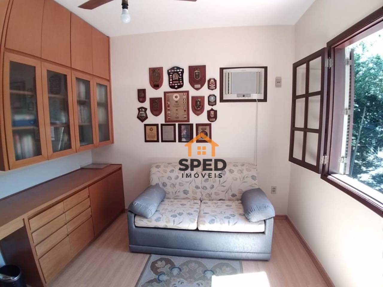 Casa de Condomínio à venda com 4 quartos, 294m² - Foto 9