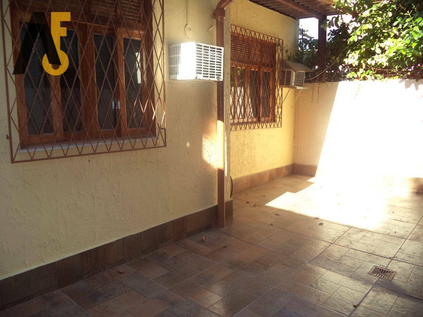 Casa de Condomínio à venda com 2 quartos, 80m² - Foto 19