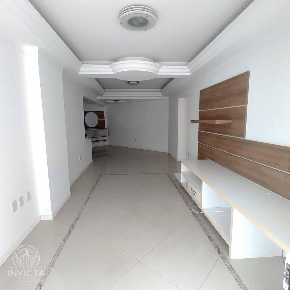 Apartamento à venda com 3 quartos, 105m² - Foto 3