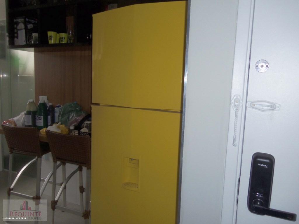 Apartamento para alugar com 2 quartos, 62m² - Foto 22