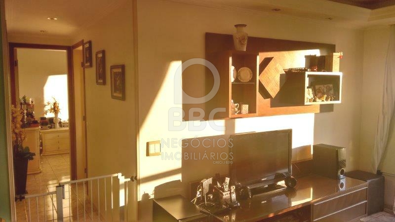 Apartamento à venda com 2 quartos, 60m² - Foto 2